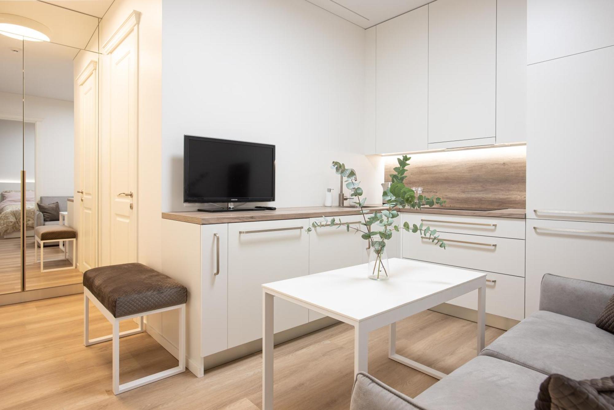 Cathedral Apartment, Perfect For Couples Vilnius Bagian luar foto