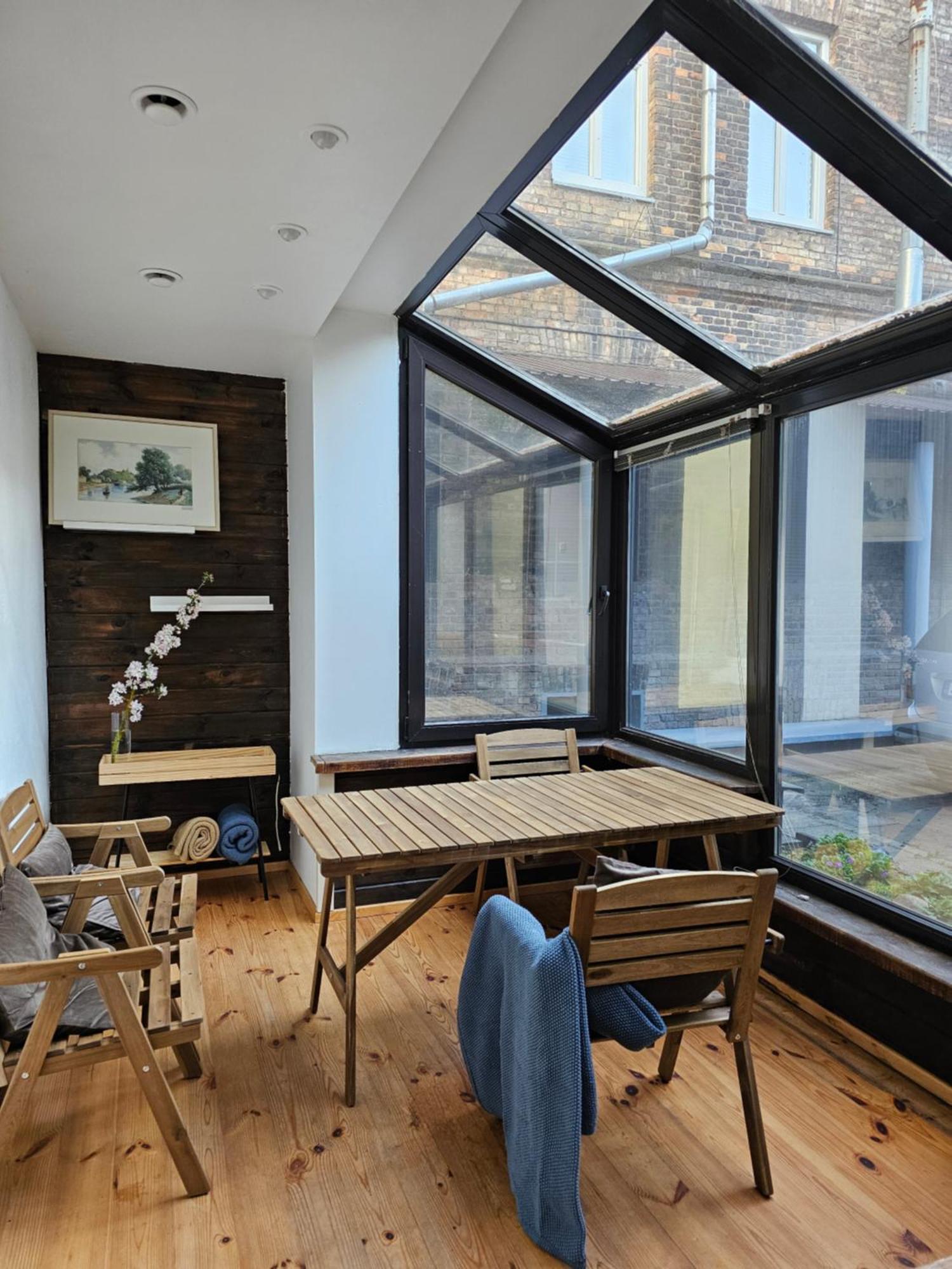 Cathedral Apartment, Perfect For Couples Vilnius Bagian luar foto
