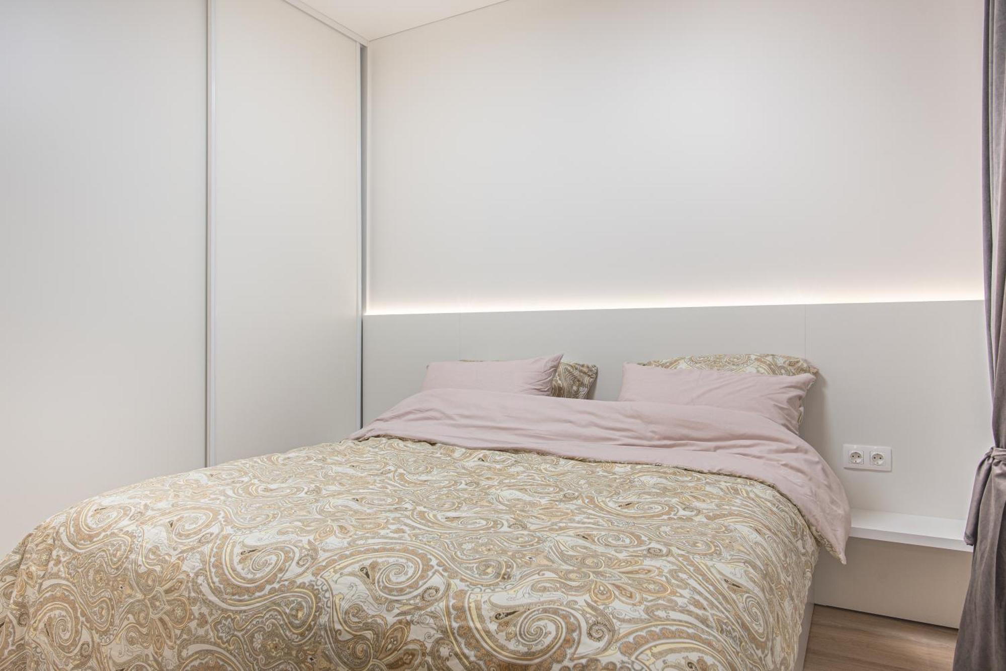 Cathedral Apartment, Perfect For Couples Vilnius Bagian luar foto